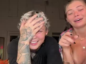 ashtonveil