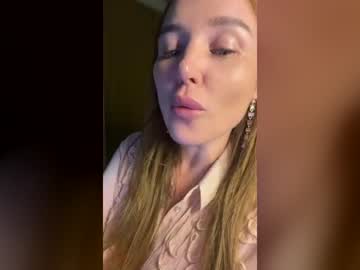 julia_dubai