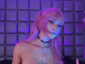 kira_vance