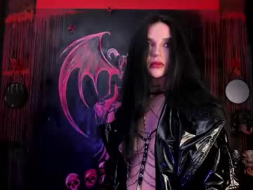 kylie_foxx1