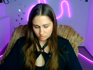 lora_kisses