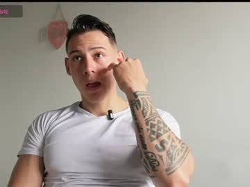muscle_king_cum