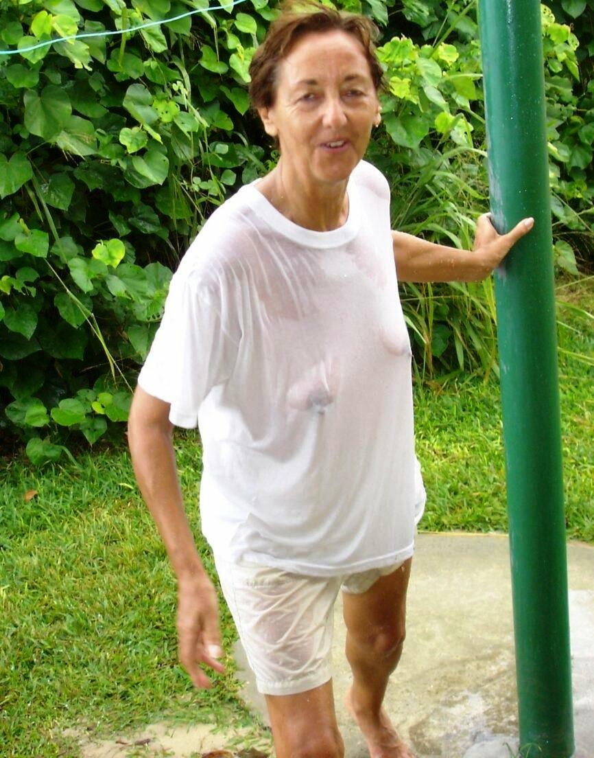 Alice - French mother — 11