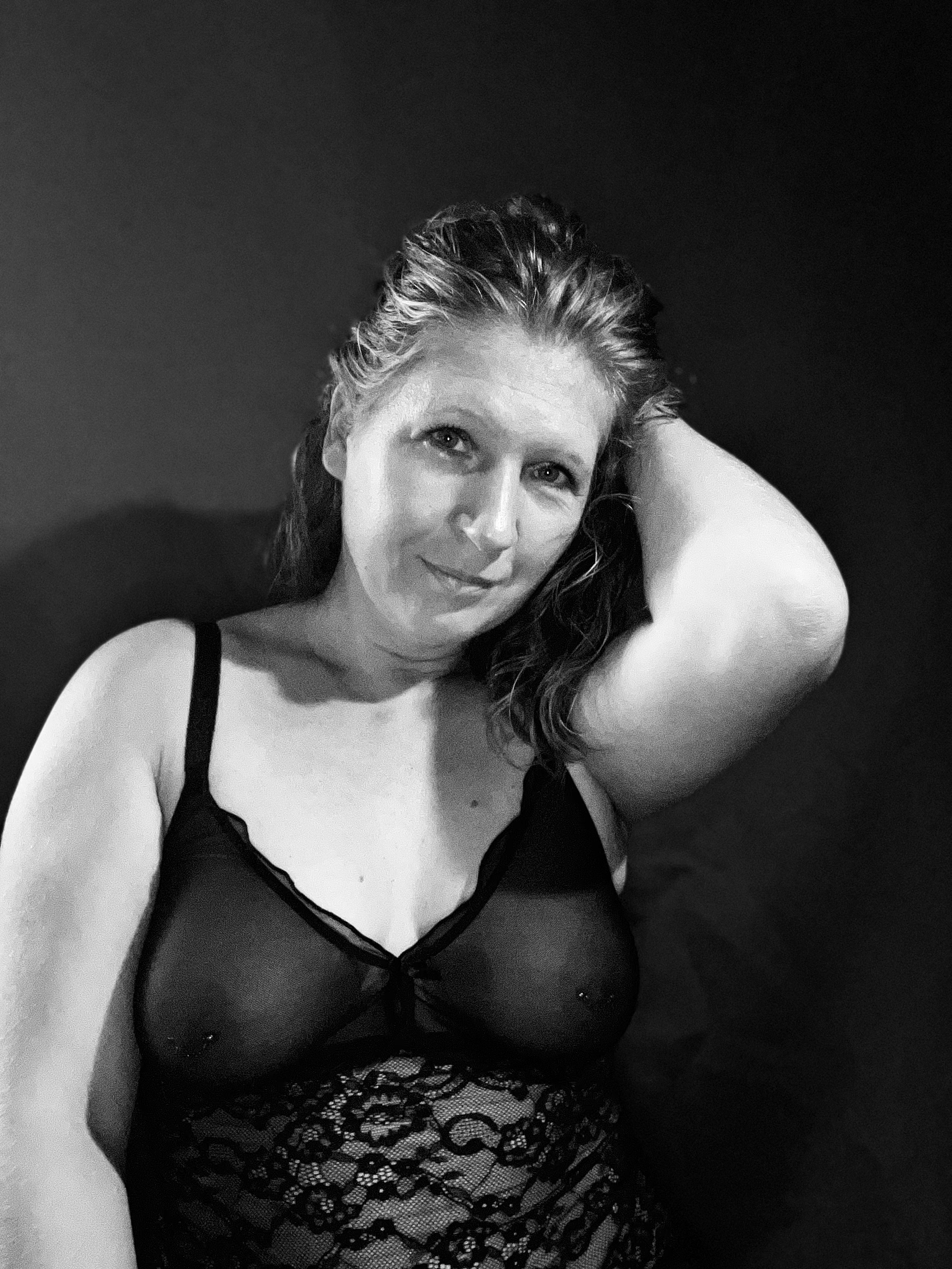 My wife posing.....tell me what you think of her — 12