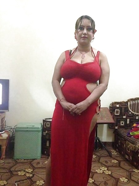 BBW wife from Yemen — 57