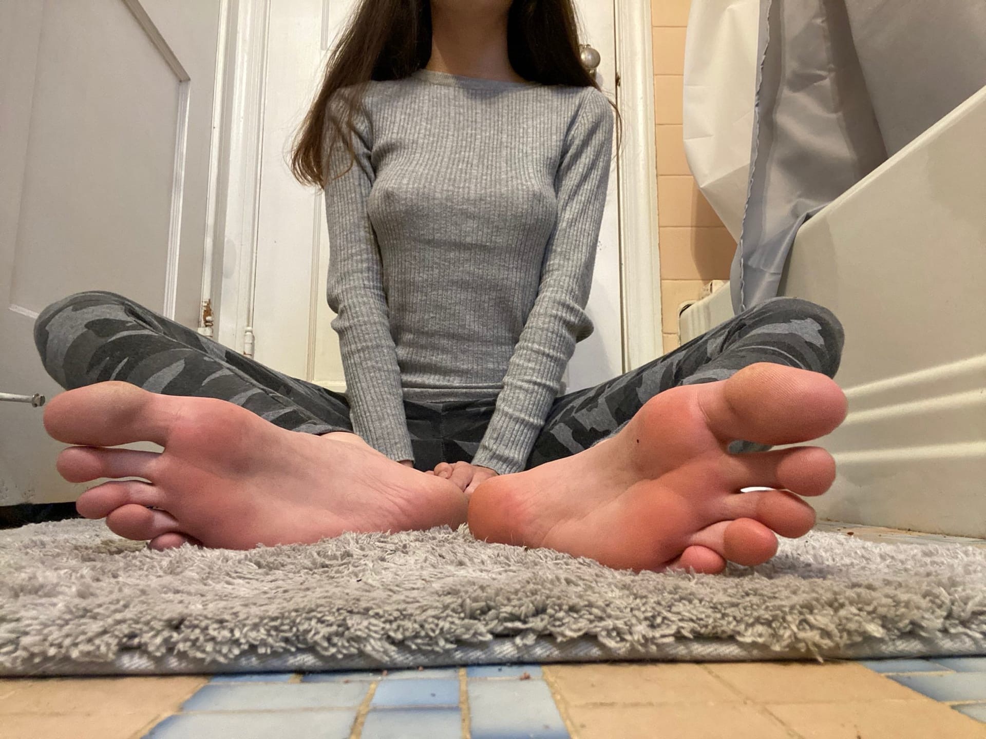 Feet — 13