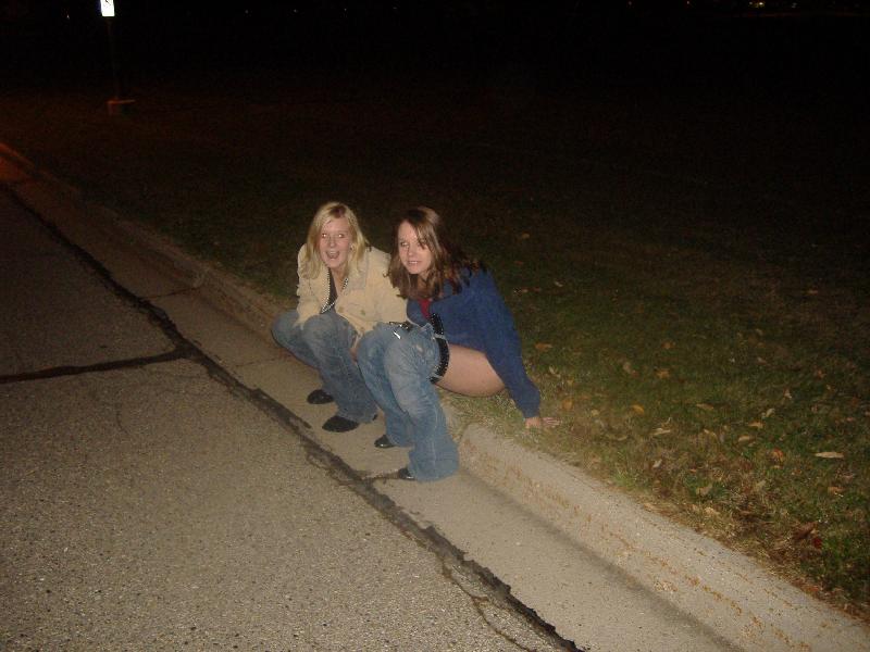 Girls Going to the Toilet Outdoors — 35