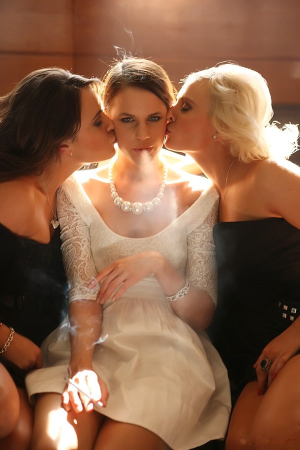 Lipstick Love — 17
