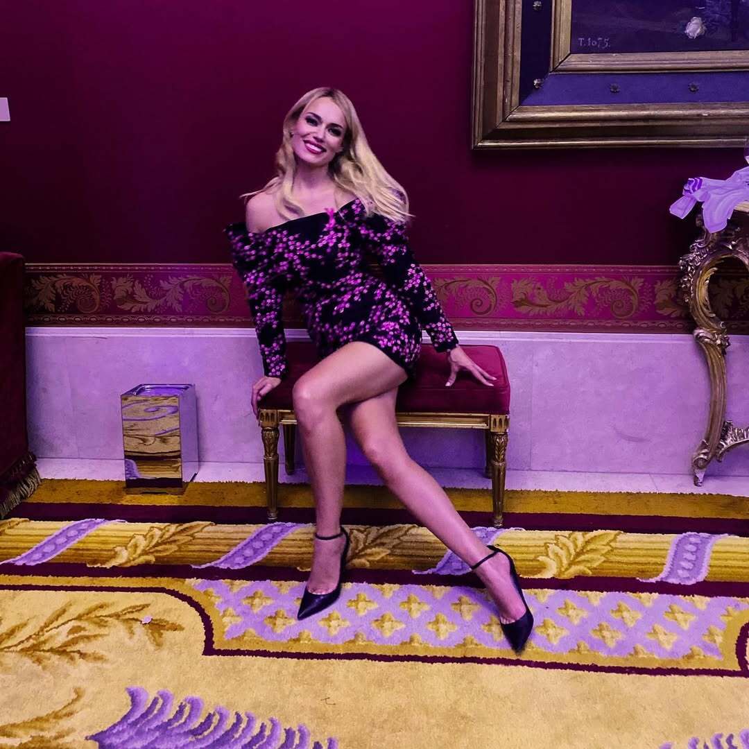 Vestida como un Puta caliente — 37