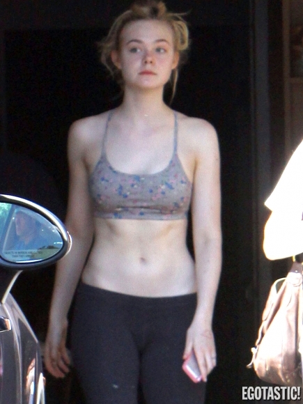 Elle Fanning pale breedable pasty white stomach — 30